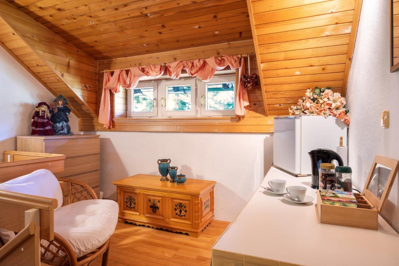 Apartments Ladka Begunje na Gorenjskem Bagian luar foto